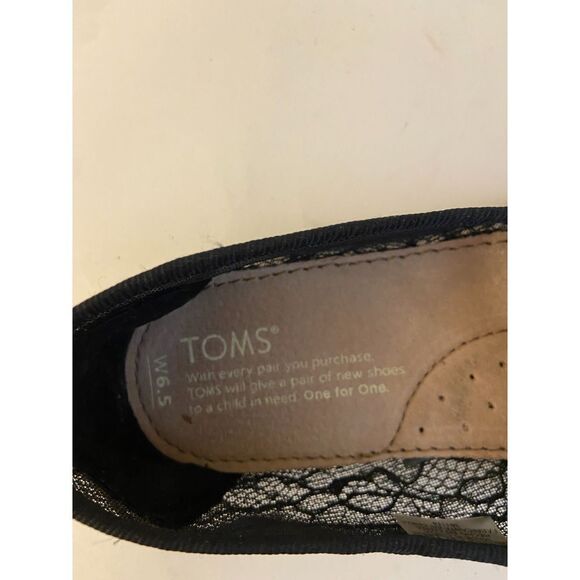 Toms Crochet Black Loafers size 6.5 Excellent - Picture 4 of 5